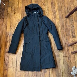The North Face womens 3 in 1 down jacket w reversible inner down shell black xs